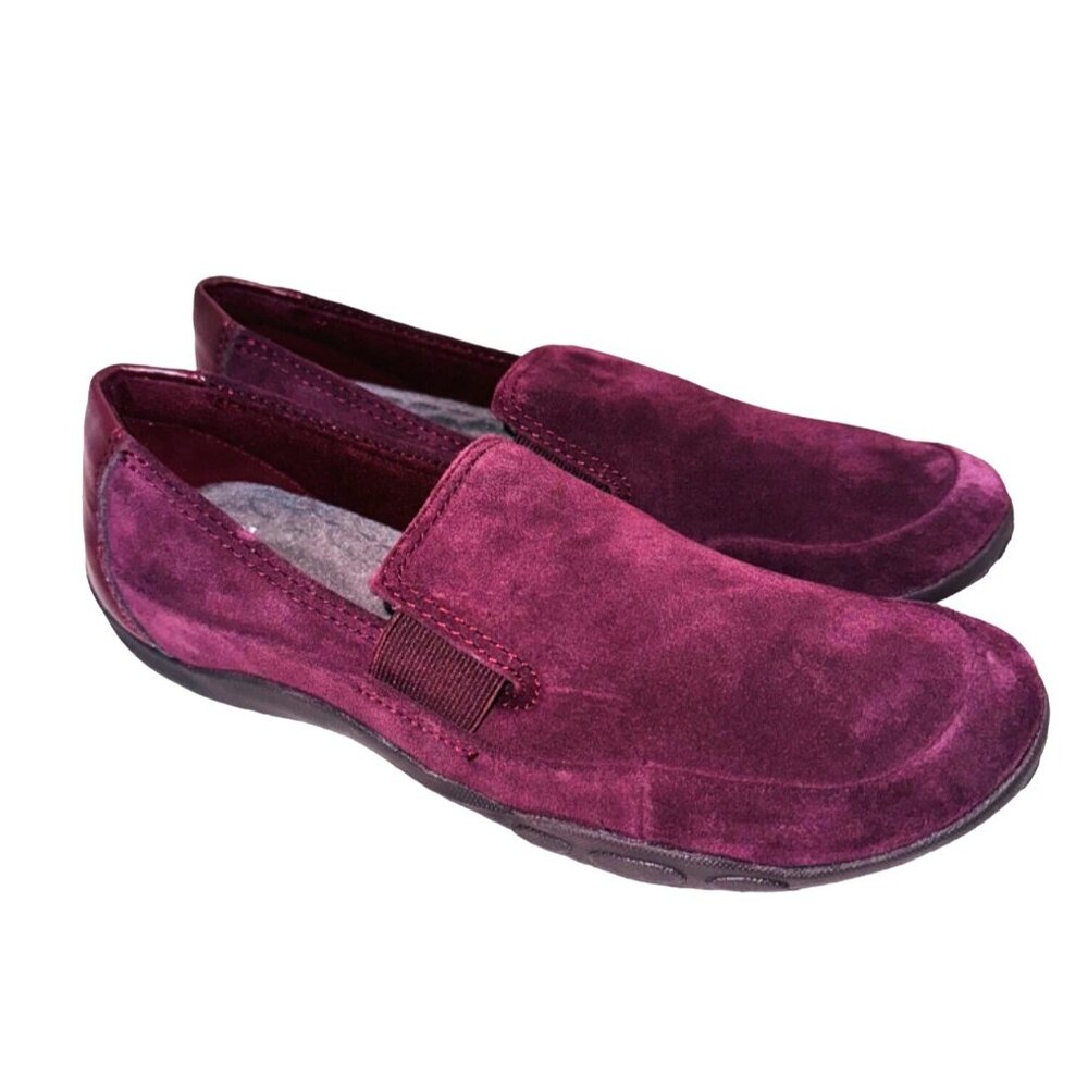 Clarks Haley Park Loafer Womens Burgundy Suede Slip-On Shoe 8.5N Comfort Shoe